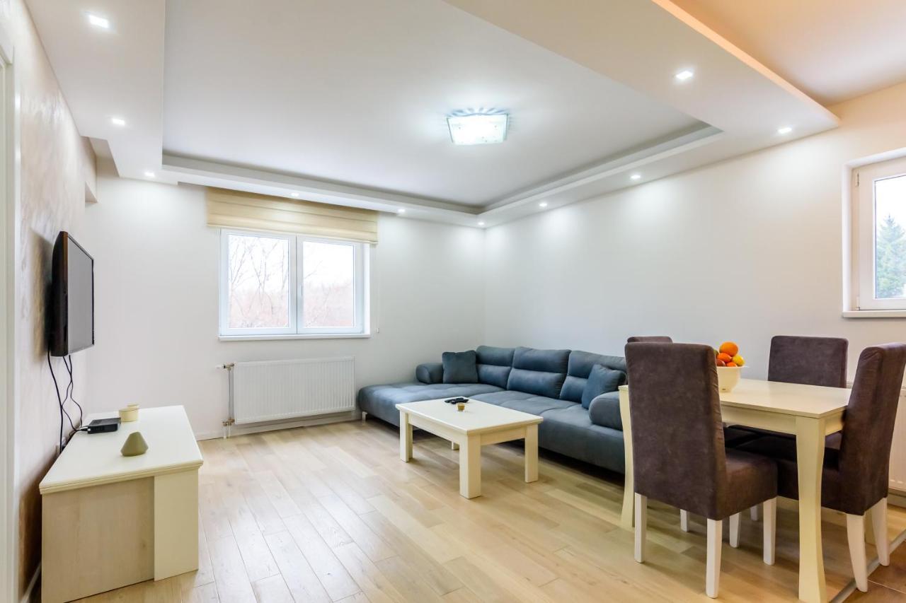 Apartmani “Lazar” I “Lena” Kopaonik Exteriör bild